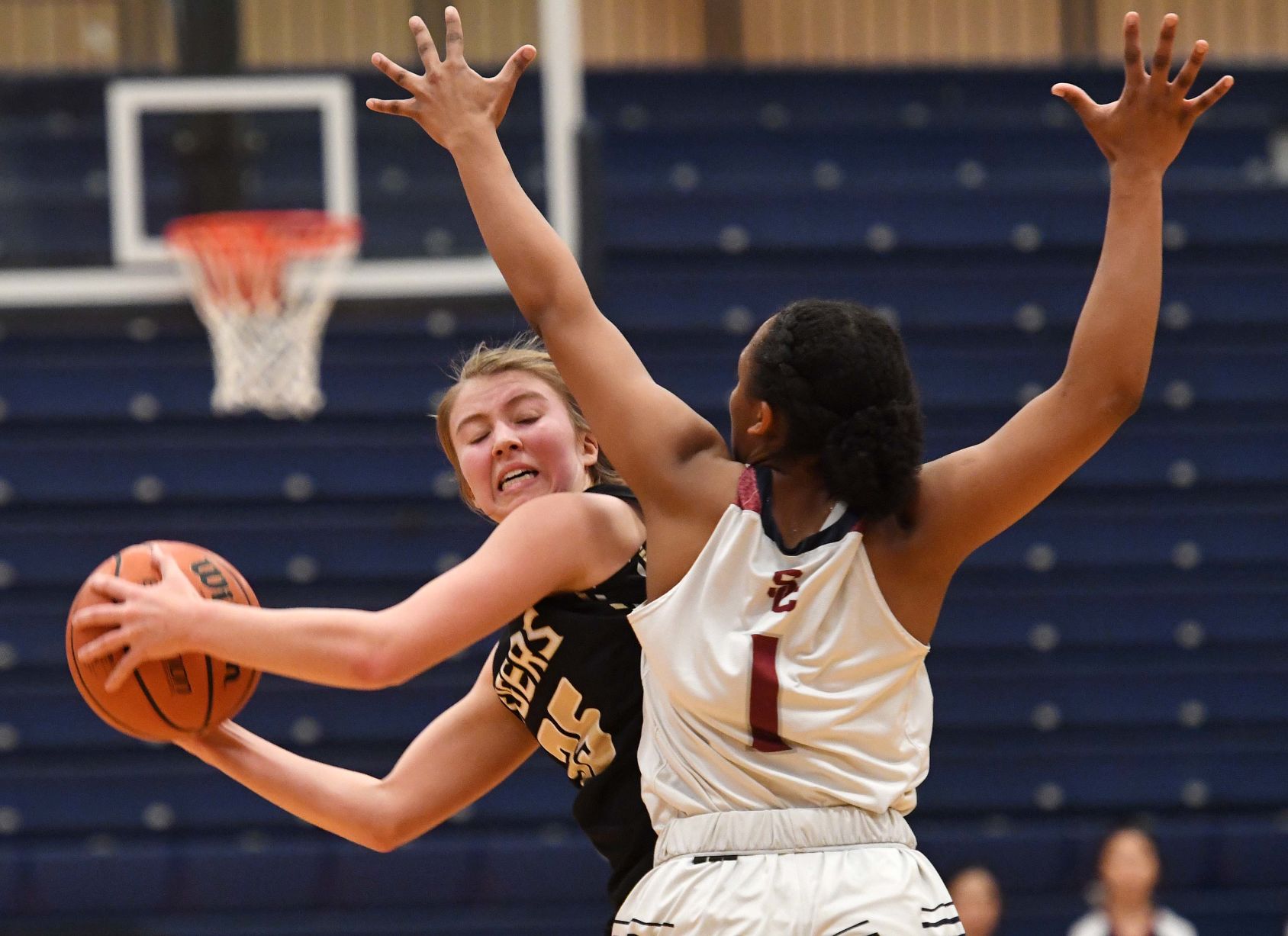030420-s-girlsbb 05.JPG